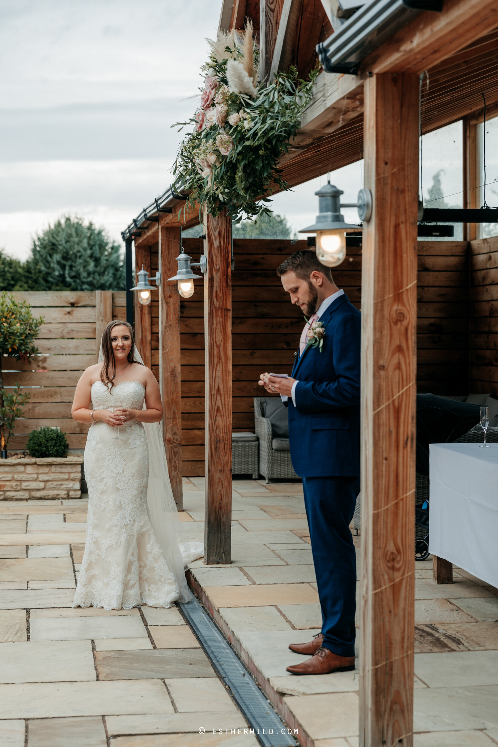 Ffolkes_Arms_Kings_Lynn_Norfolk_Wedding_Esther_Wild_Photographer_©Esther_Wild_238-IMG_0613.jpg