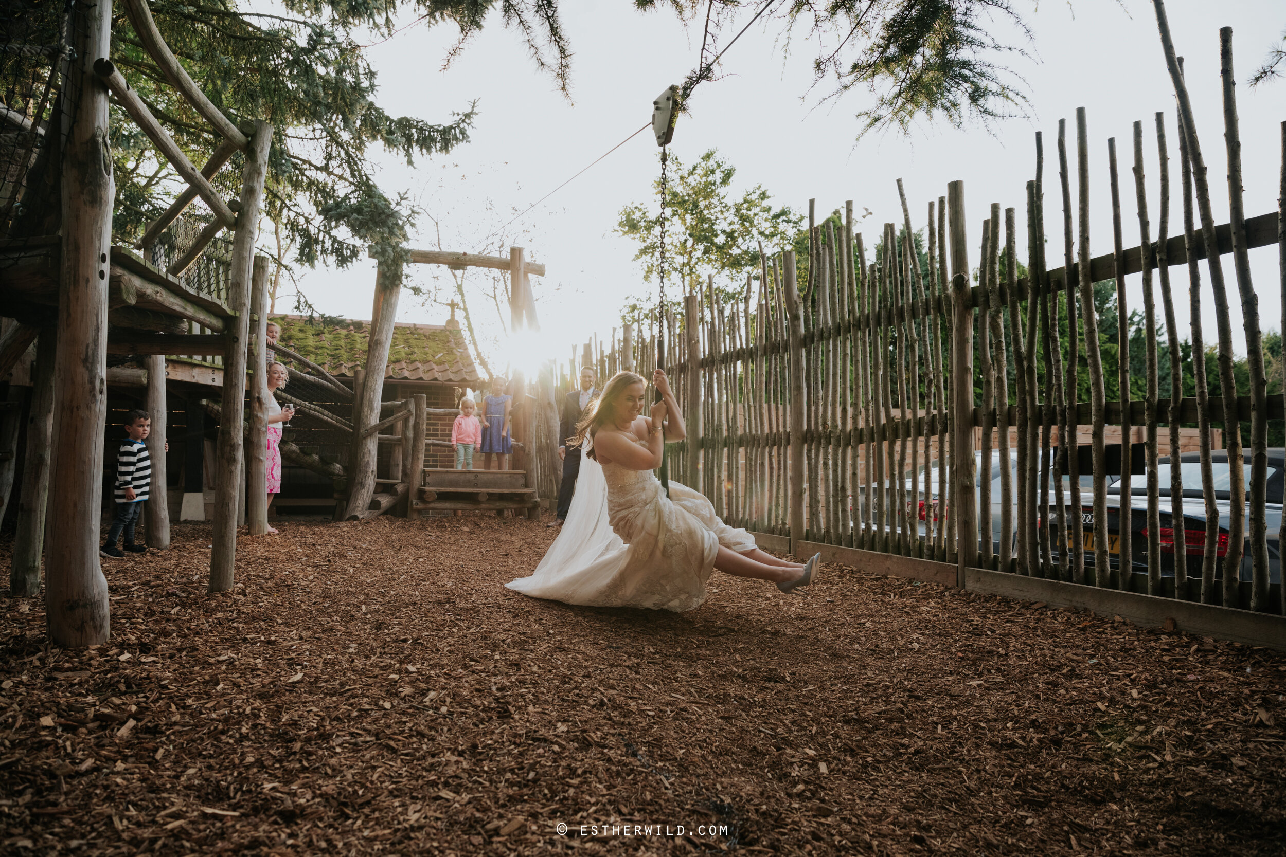 Ffolkes_Arms_Kings_Lynn_Norfolk_Wedding_Esther_Wild_Photographer_©Esther_Wild_597-IMG_1631.jpg