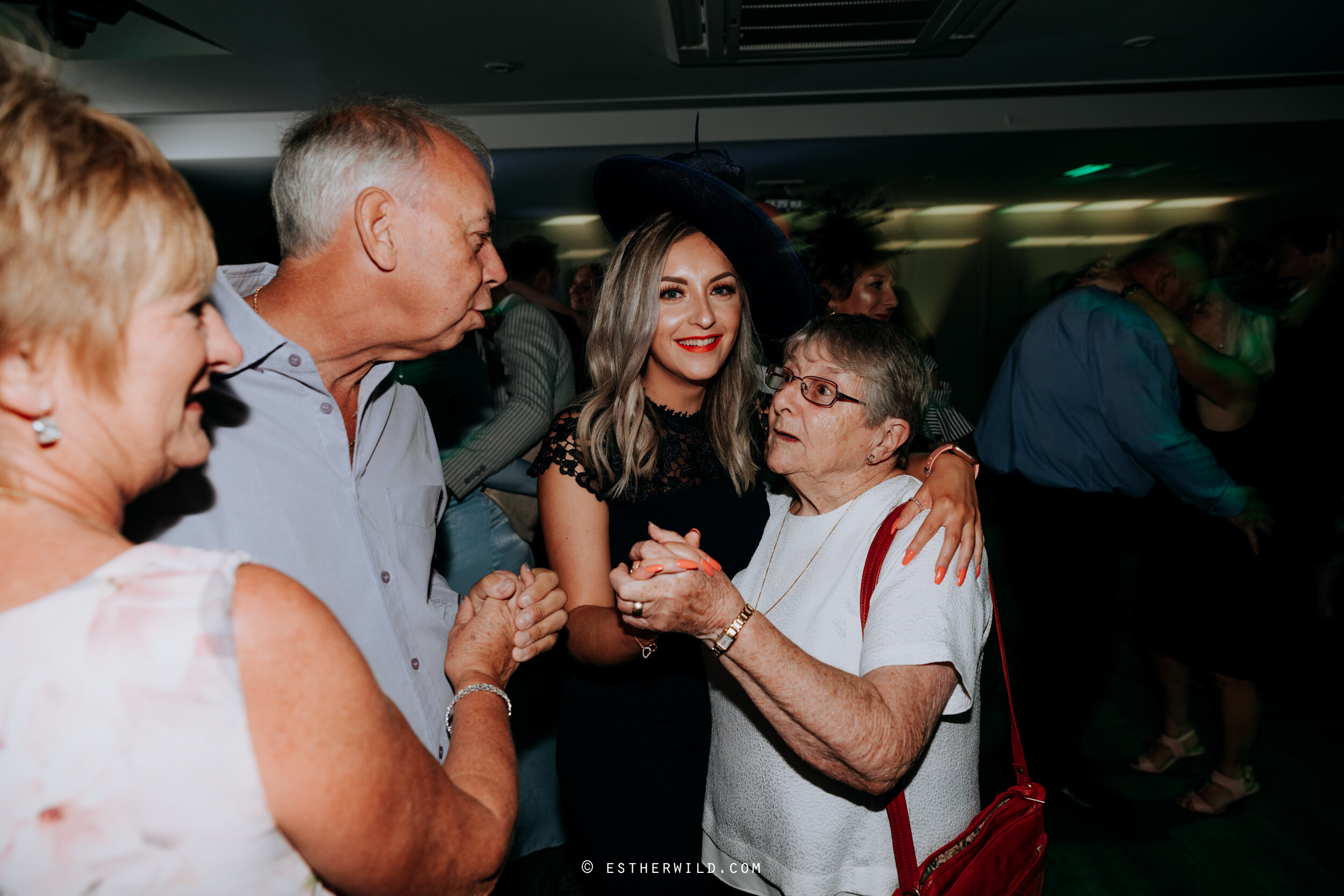 Ffolkes_Arms_Kings_Lynn_Norfolk_Wedding_Esther_Wild_Photographer_©Esther_Wild_685-IMG_1893.jpg