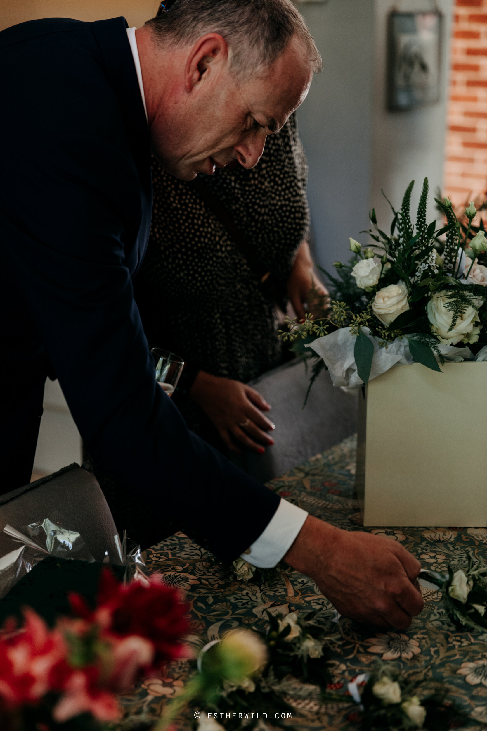 Cley_Barn_Drift_Norfolk_Wedding_Venue_Documentary_Photographer_Photography_Elopement©Esther_Wild_89-IMG_0276.jpg