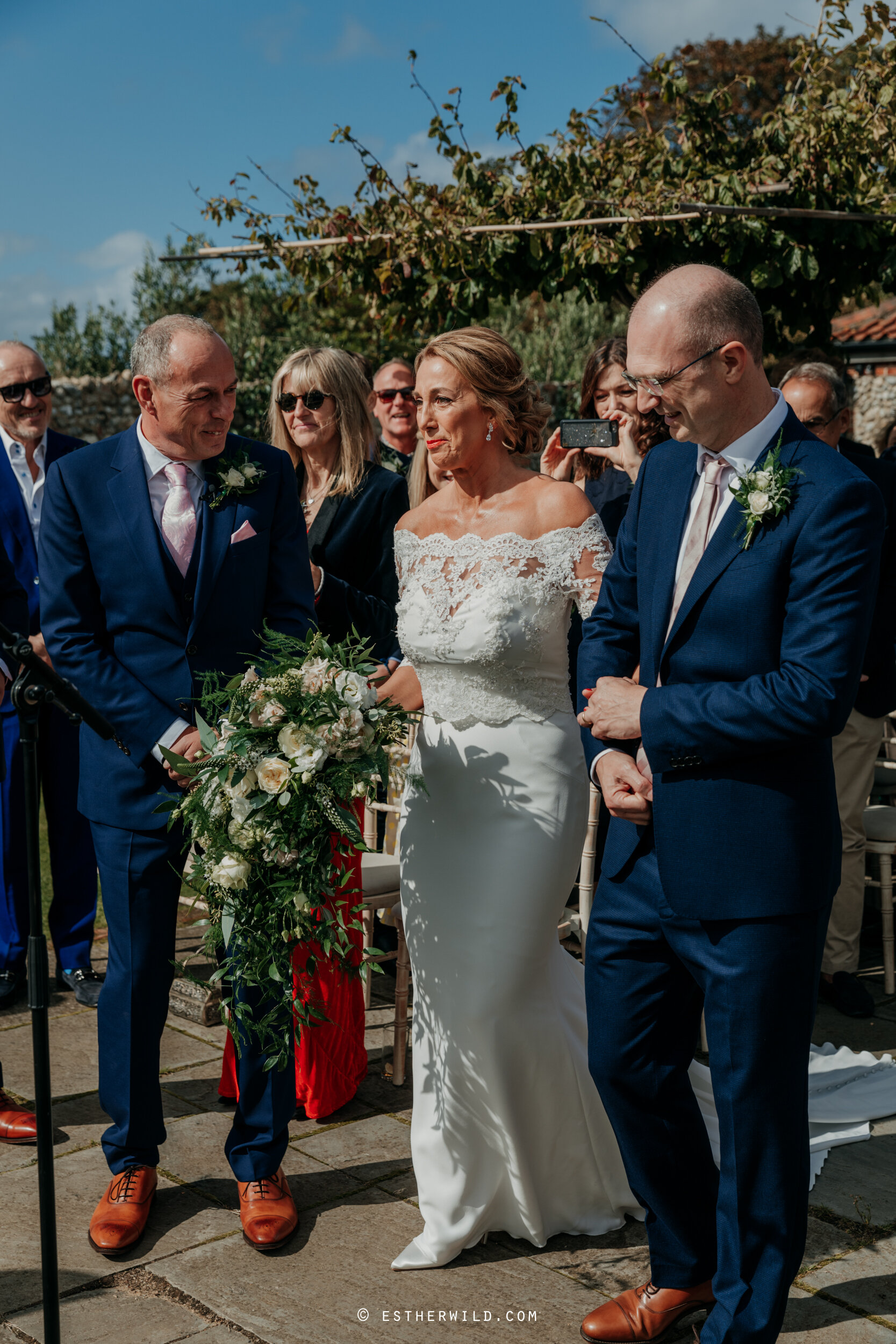 Cley_Barn_Drift_Norfolk_Wedding_Venue_Documentary_Photographer_Photography_Elopement©Esther_Wild_140-IMG_0393.jpg