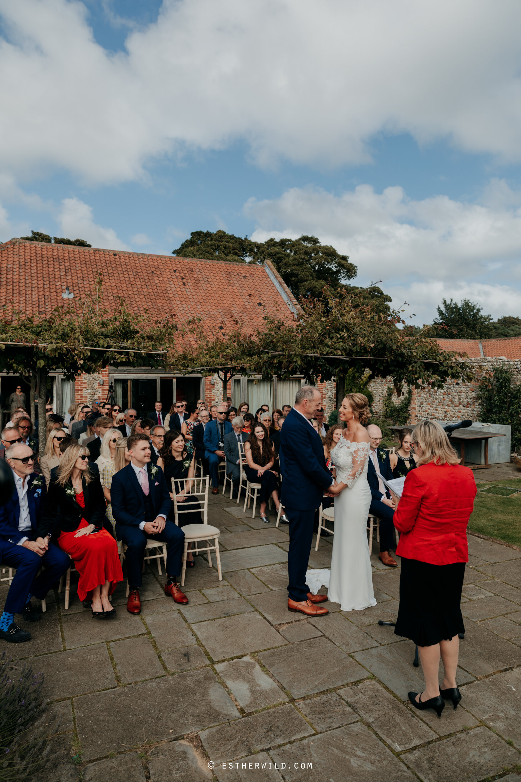 Cley_Barn_Drift_Norfolk_Wedding_Venue_Documentary_Photographer_Photography_Elopement©Esther_Wild_194-IMG_0446.jpg