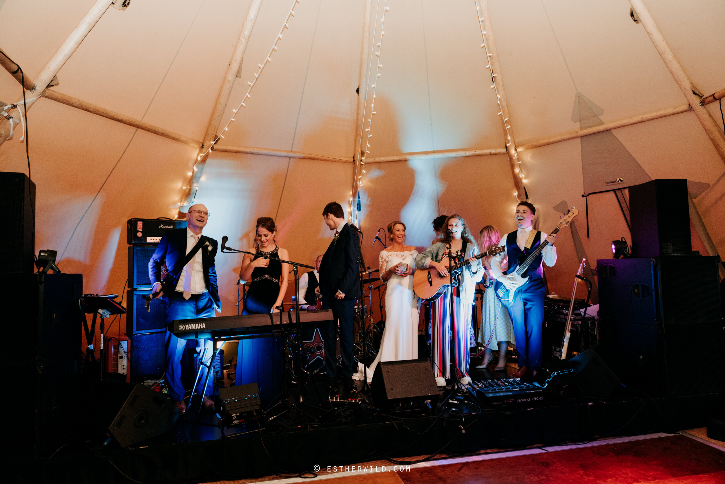 Cley_Barn_Drift_Norfolk_Wedding_Venue_Documentary_Photographer_Photography_Elopement©Esther_Wild_442-IMG_1189.jpg