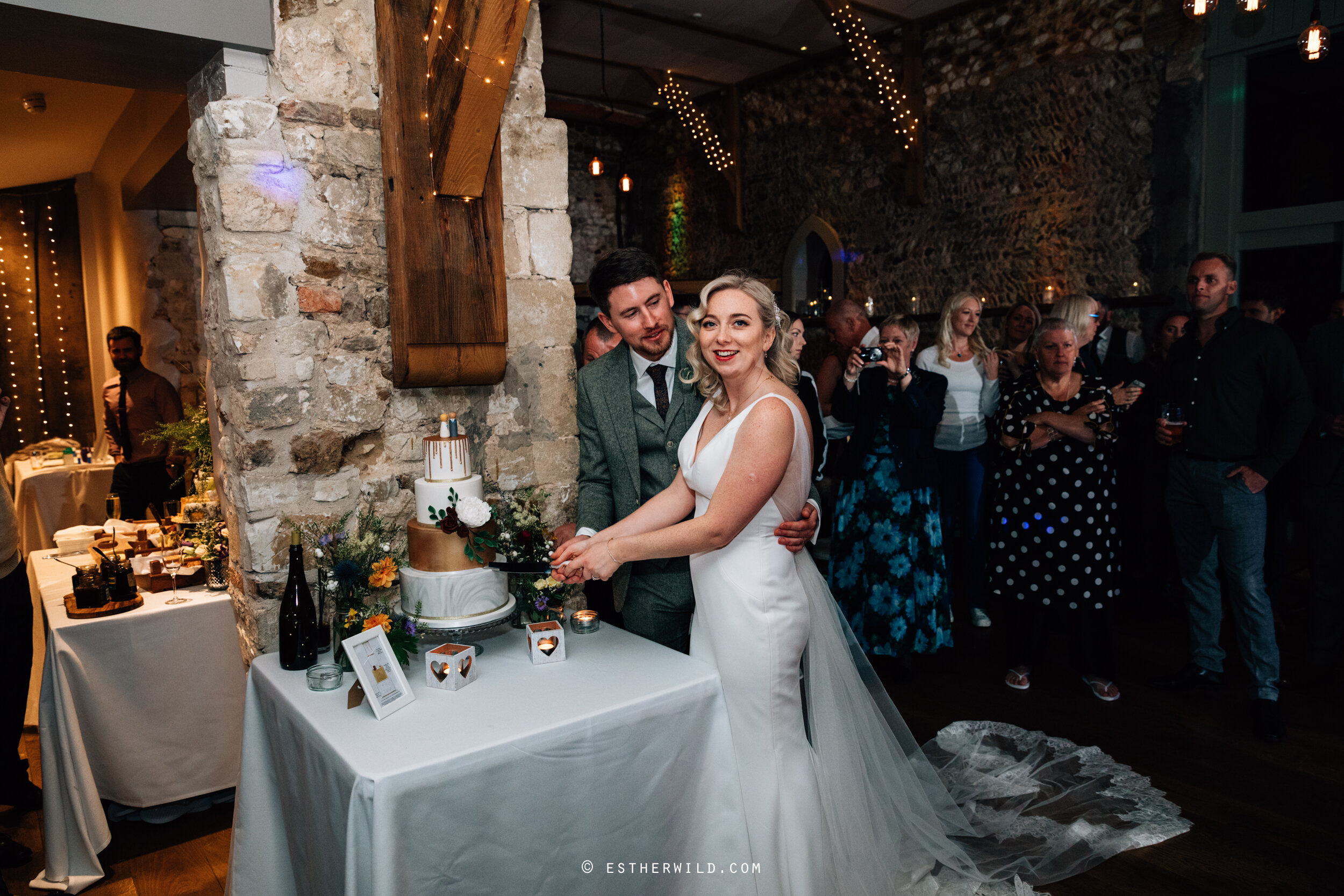 Pentney_Abbey_Wedding_Esther_Wild_Photographer_674-IMG_2262.jpg