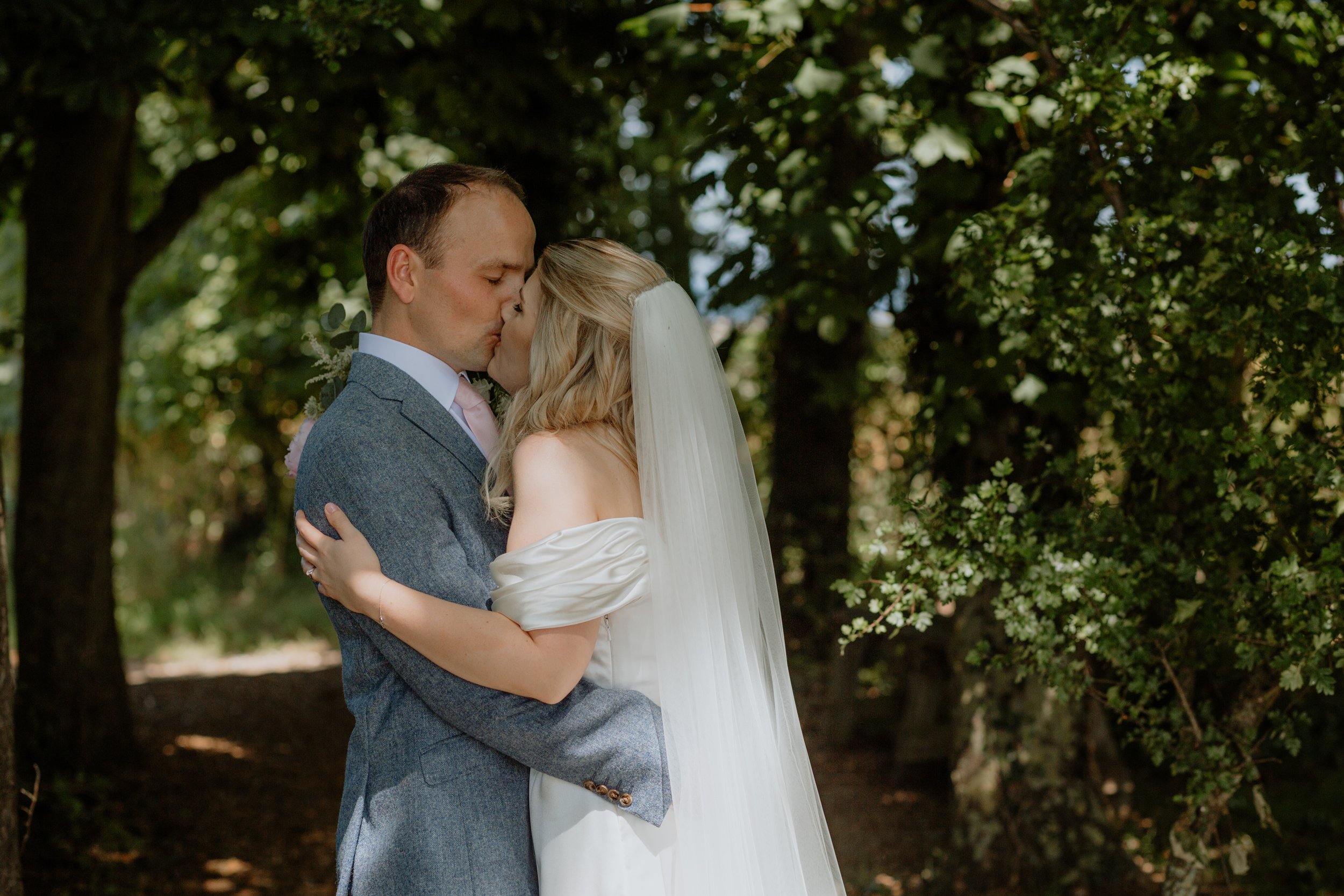 Barn_Drift_Norfolk_Beach_Wedding_Photographer_EstherWild-239.jpg