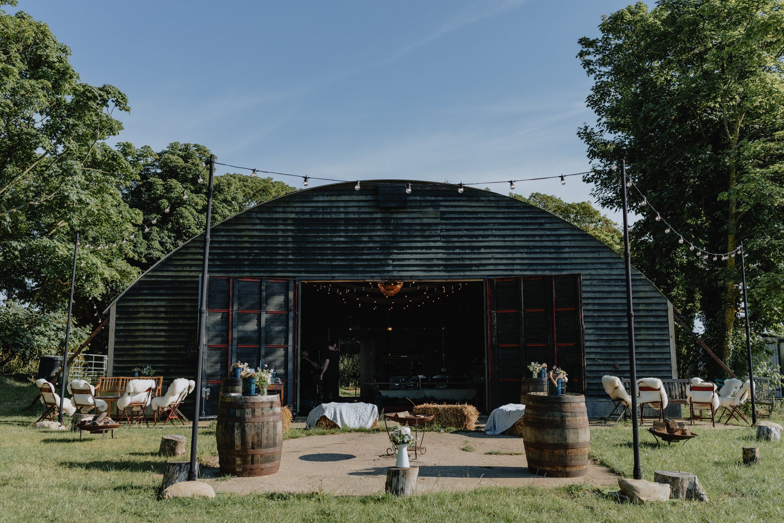 Barn_Drift_Norfolk_Beach_Wedding_Photographer_EstherWild-477.jpg