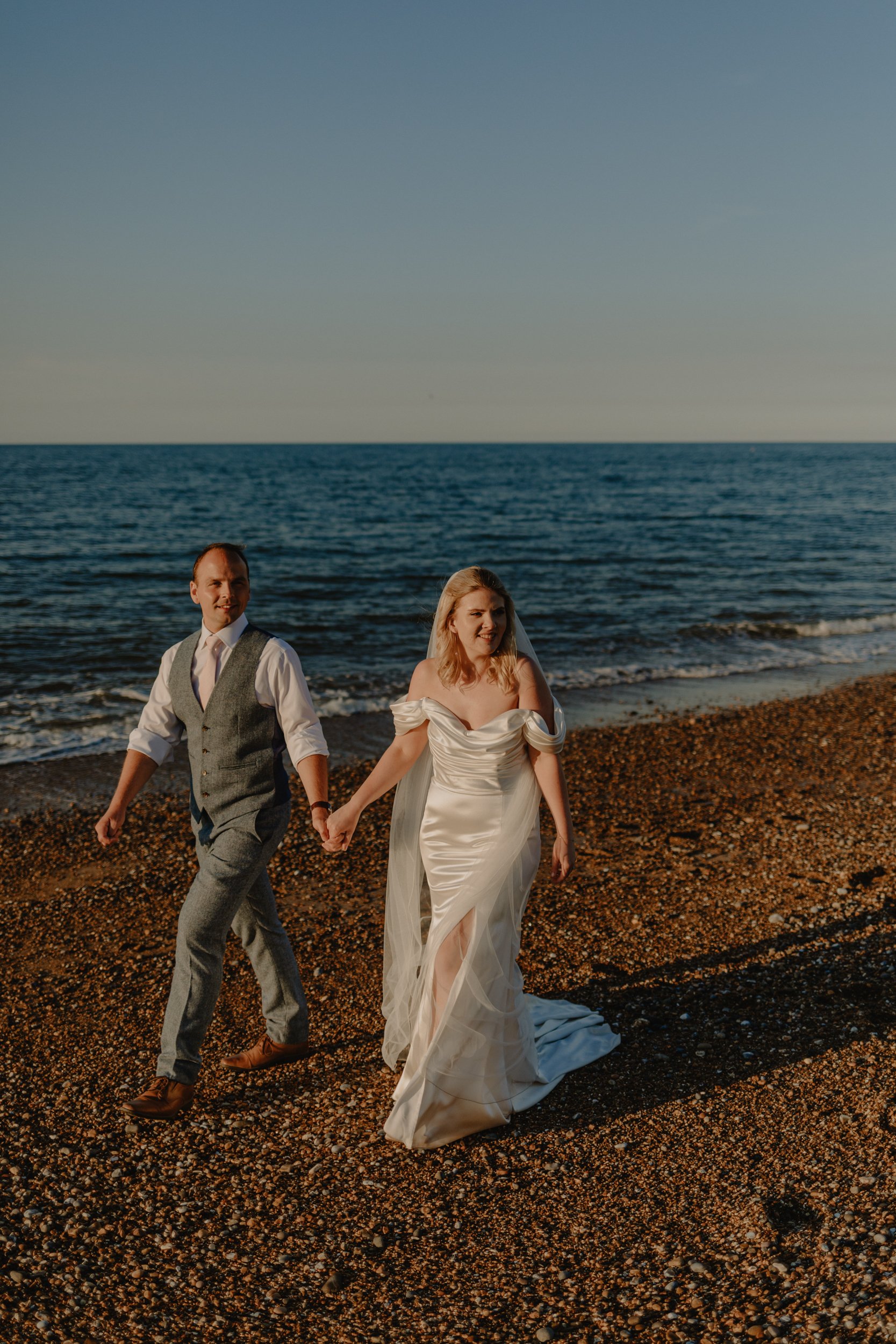 Barn_Drift_Norfolk_Beach_Wedding_Photographer_EstherWild-554.jpg