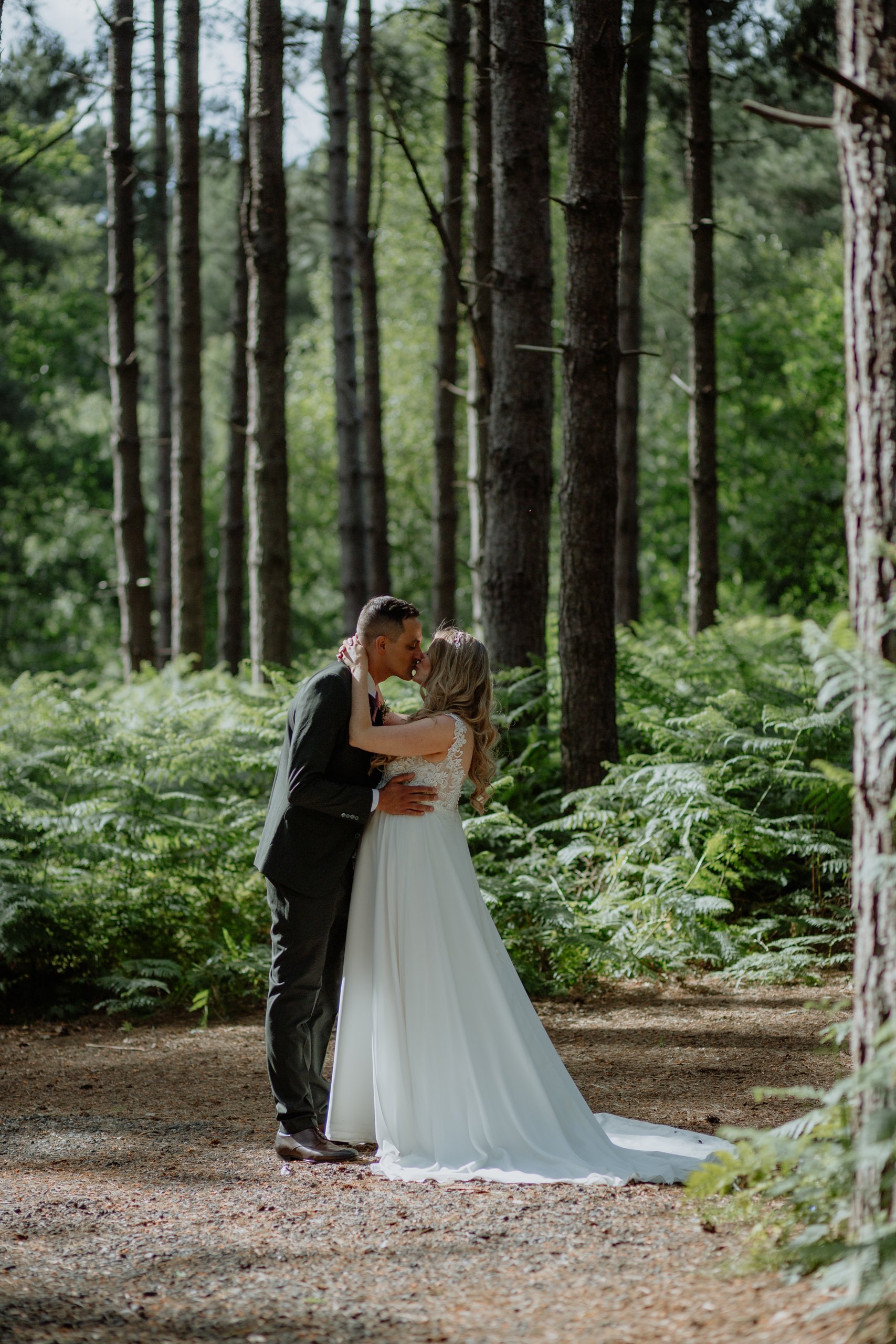 Esther_Wild_Wedding_Photographer-98.jpg