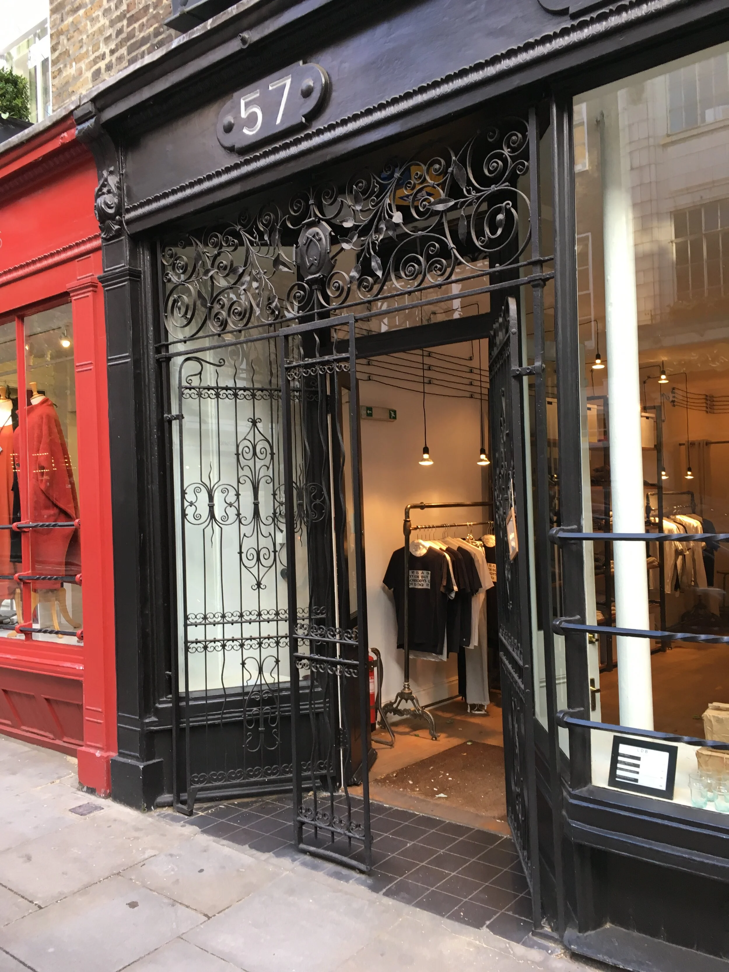 Comyn Ching Triangle-shopfront.JPG