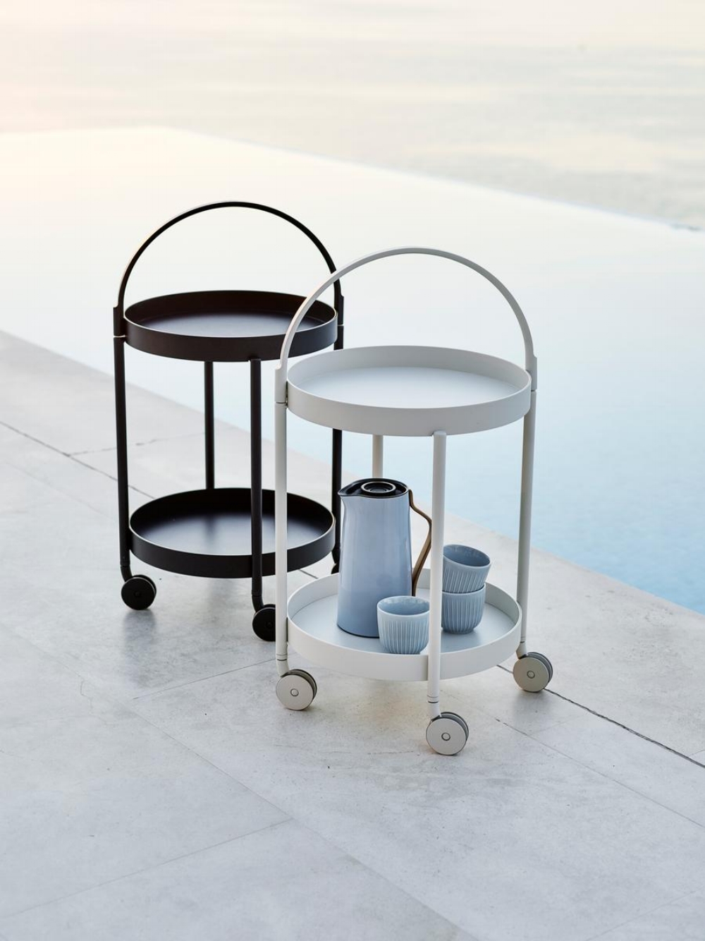Roll_trolley_lavagrey_white-1200px.jpg