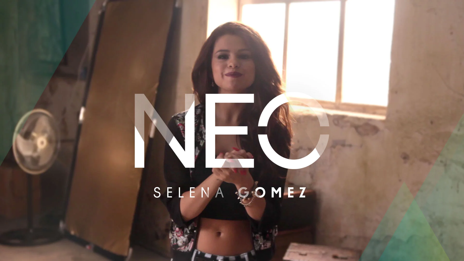 selena gomez y adidas neo