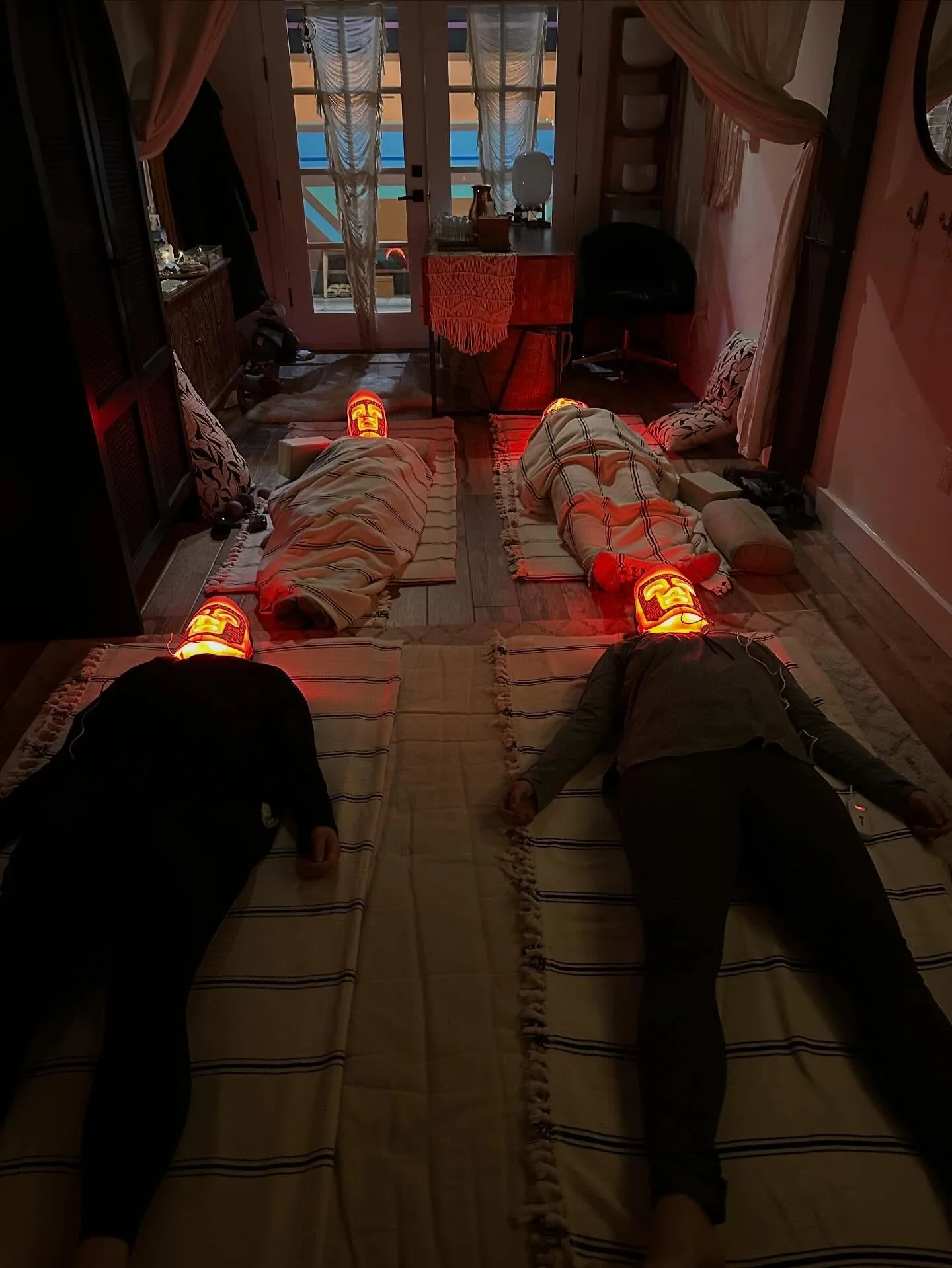 Last night&rsquo;s Yin For Your Skin event was a treat. I have one spot open this Wednesday for our next session!! Dm me if you want (Y)in!

This is a slow, sensory-reset for your complexion and your whole body. 

We blend yin yoga, myofascial releas