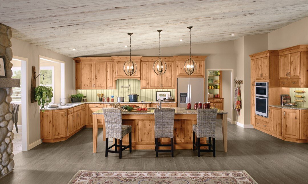 Bringing the rustic vibes to the heart of the home 🏡❤️ ​​​​​​​​​
Door Style: Marquette Rustic 
Wood Species: Alder 
Finish: Natural

#rustickitchen #farmhousekitchen #cozykitchen #homedecor #kitchendesign #interiordecorating #countrykitchen #vintage