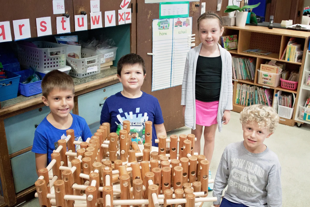 10.6.17 First Grade Maker Space_0018 ppt.jpg