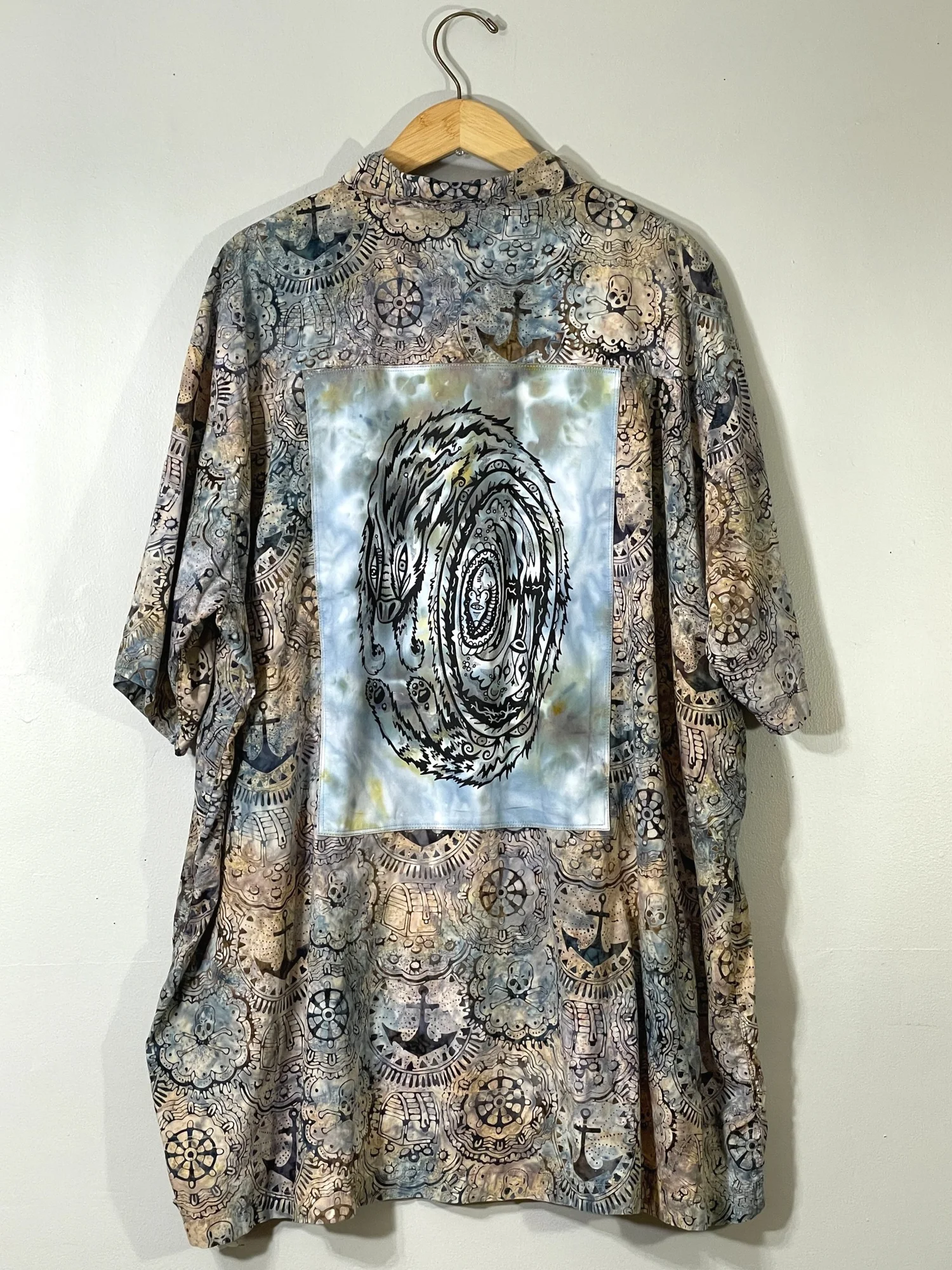 4XL within pirate batik button down — SPAO