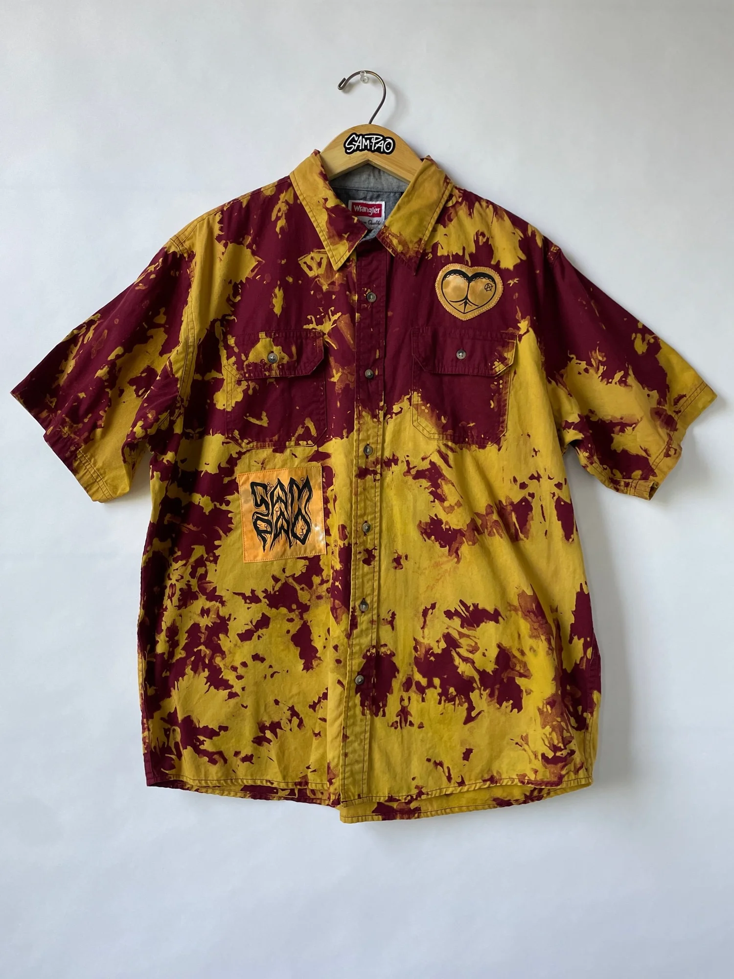 L circle A booty brick crystals short sleeve button down — SPAO