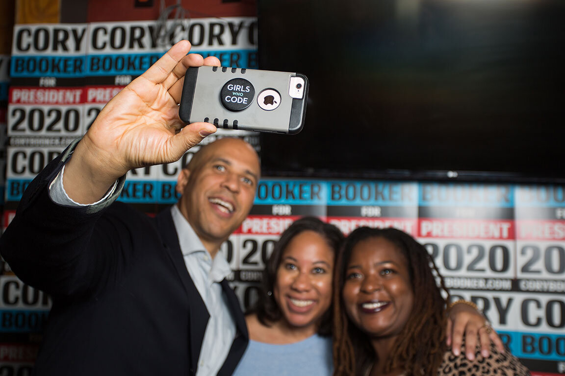  U.S. Senator Cory Booker takes a selfie with supporters during his Presidential Campaign, New York, NY 2019 