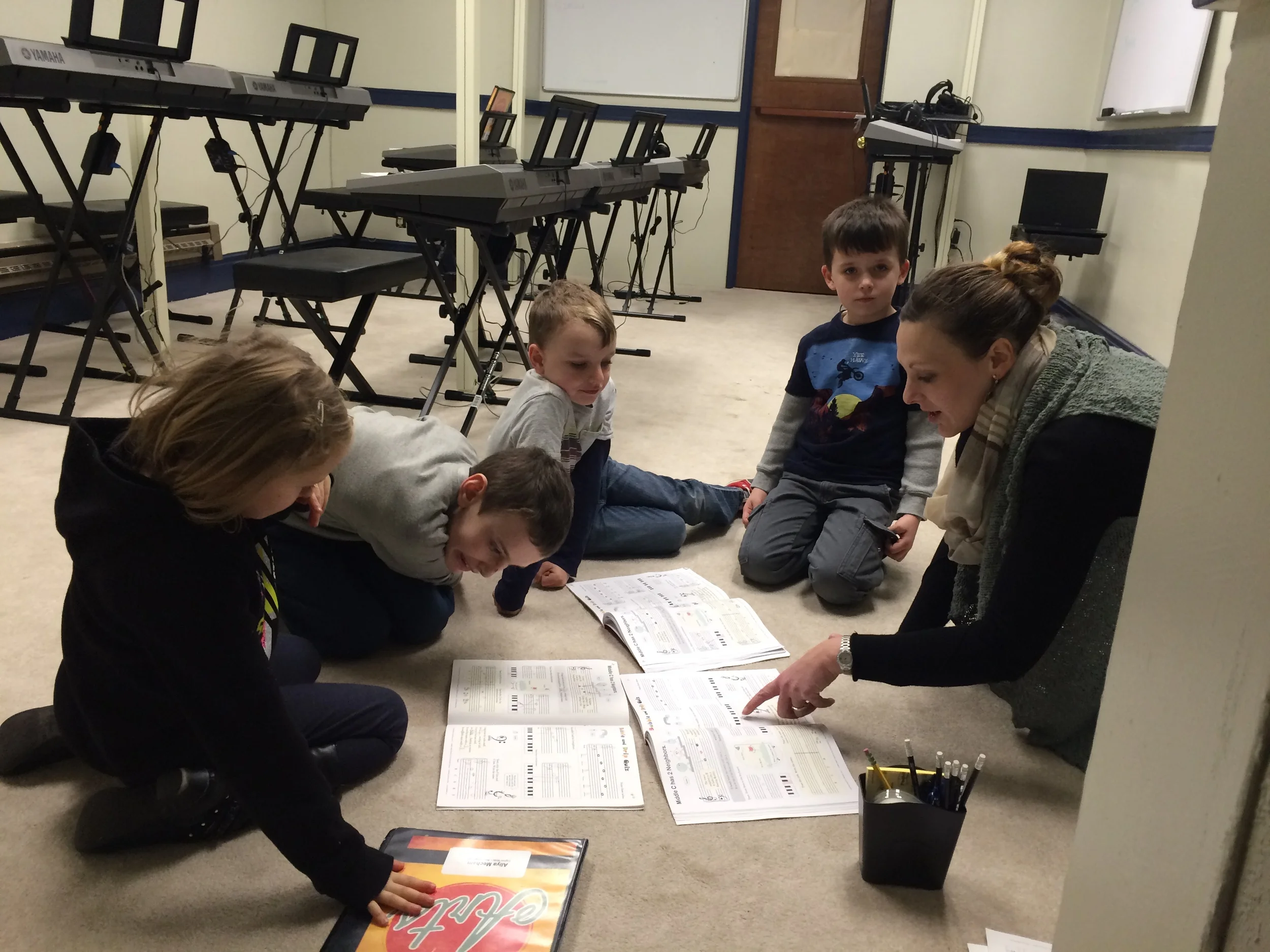 Explore Music class visits Piano Lab