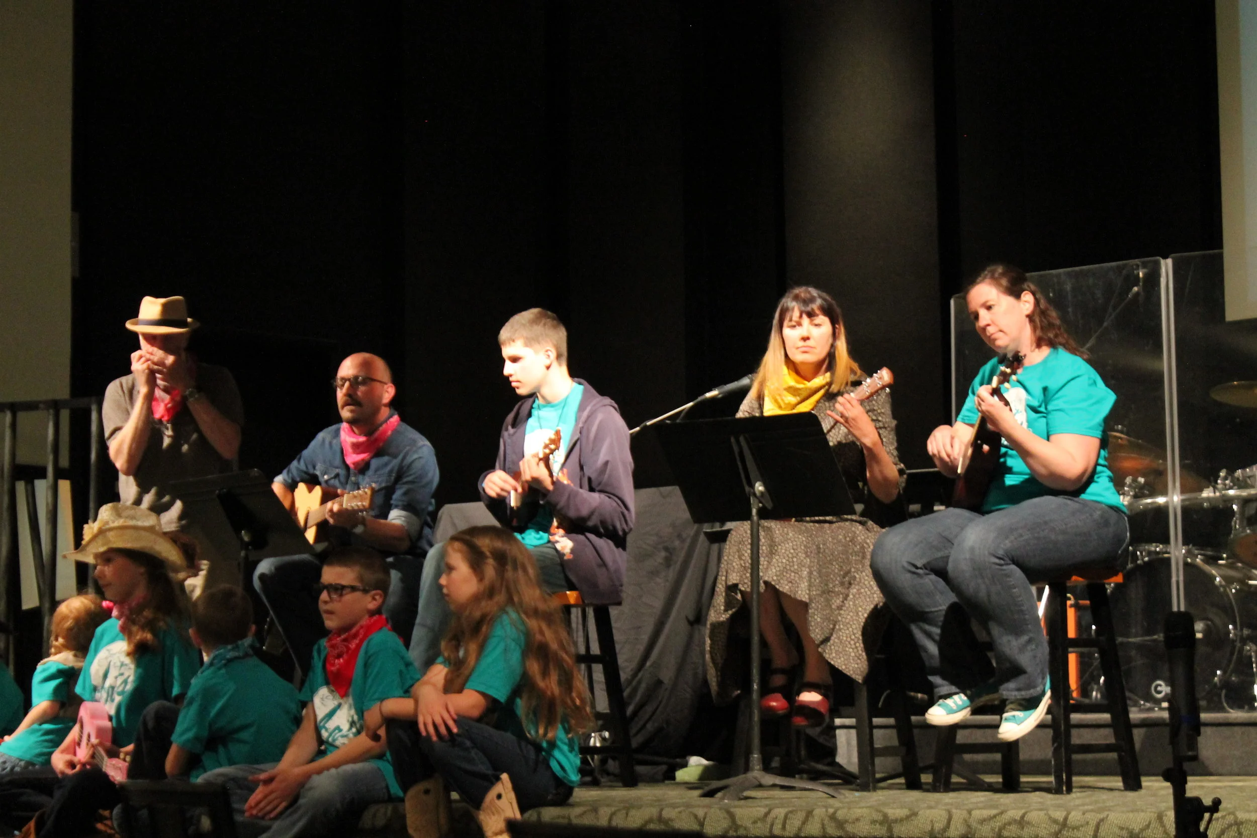 Spring 2016 Combined Ukulele Class Cowboy Son g