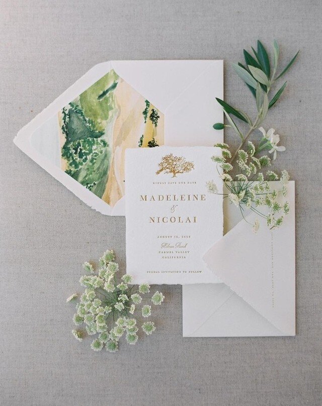 clean / classic save the dates for a Holman Ranch wedding + watercolor envelope liner of Carmel Valley 🌿
.
Featured on @stylemepretty
Photography by @carliestatsky
Planning &amp; Design by @engagedandinspired
Floral Design by @gavitaflora
Rentals by