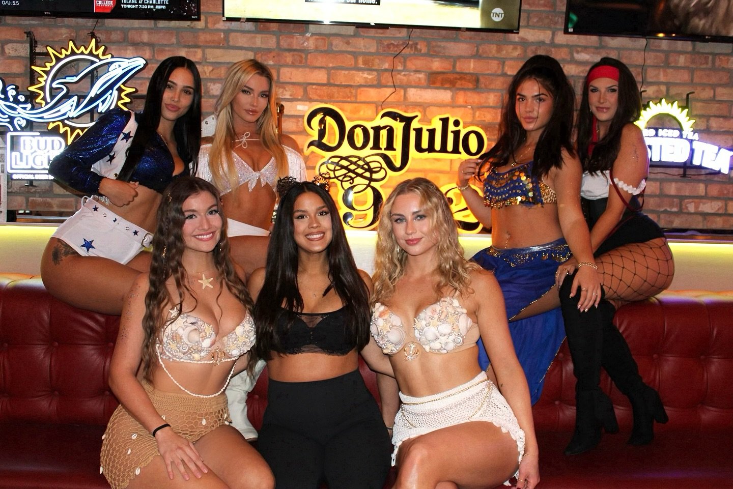🎃Halloween hijinks is happening TONIGHT🚨

Our gorgeous bartenders are all dressed up and ready to serve you with spooky drinks and even spookier laughs. 🎭👻 Our team is bringing their A-game for the costume contest, but they need your help to crow