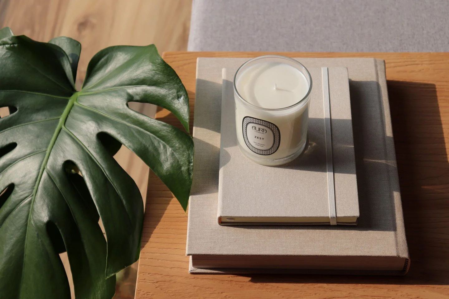 An energy for the weekend. An enthusiasm for today. A zest for life. 🌿⁠
⁠
Bring life to your space with ZEST. Vibrant. Uplifting. Invigorating.⁠
Shop this fragrance in the link in our bio! 🕯️