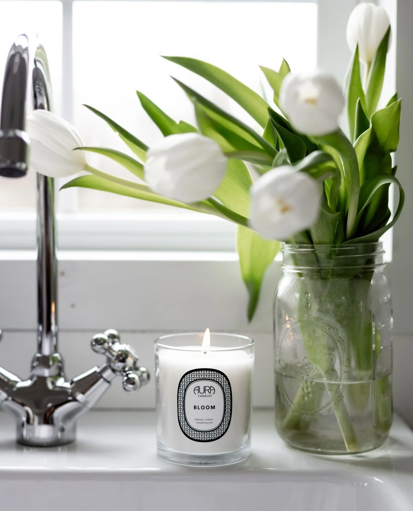 This is why we're in love with Bloom. 🌷⁠
⁠
It's a strong floral + a hint of cozy smoke + a smooth, woodsy finish.⁠
⁠
It&rsquo;s the kind of scent that feels elevated, a little mysterious, and perfect if you don&rsquo;t like overly sweet florals.⁠
⁠
