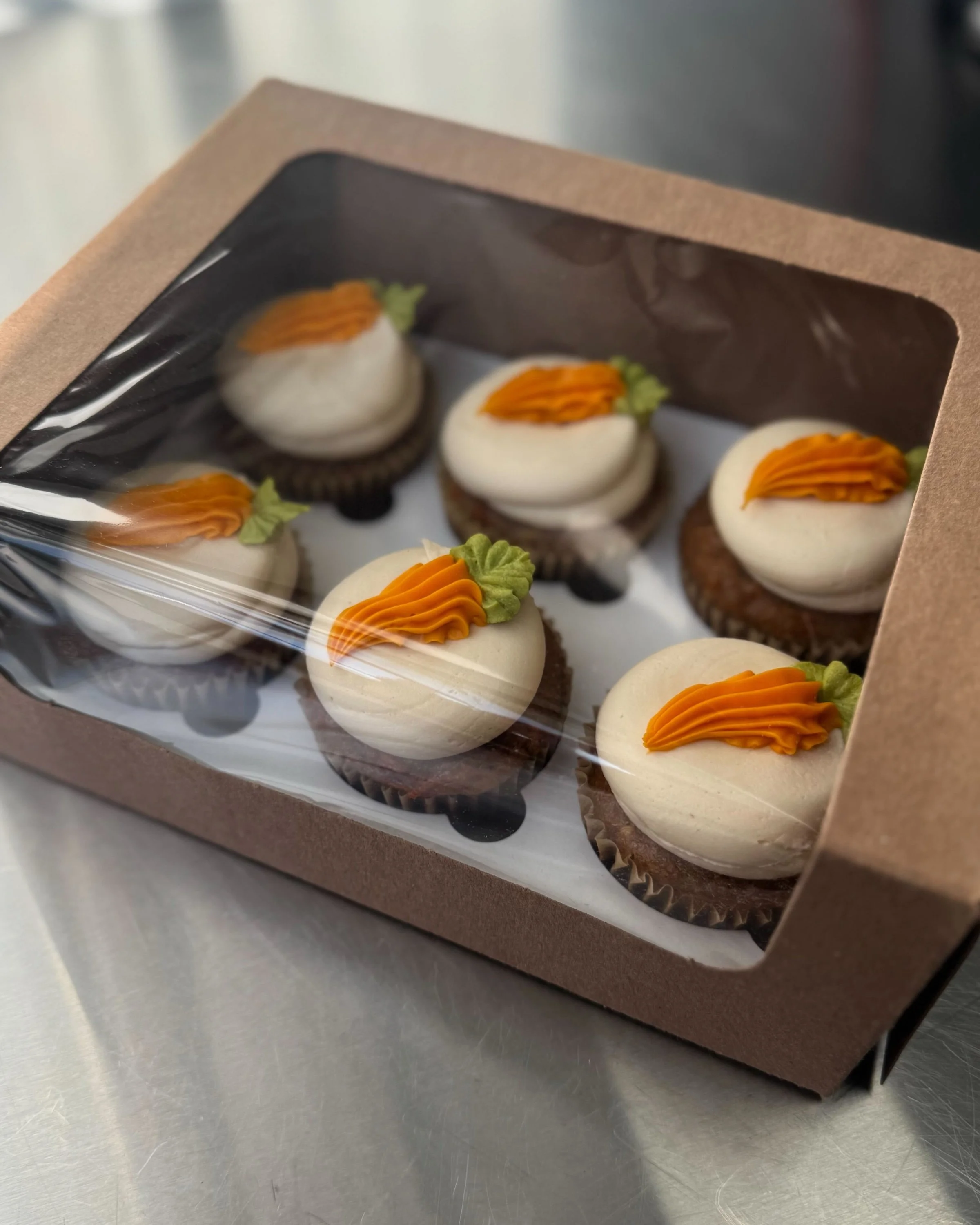 carrot cupcakes.jpg