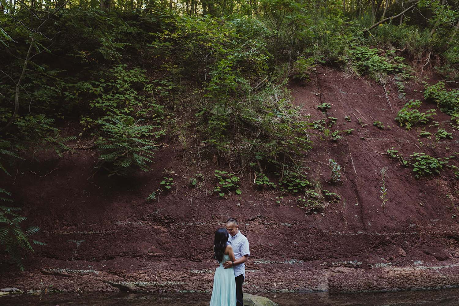 copperred-photography-engagement-photos-chedoke-falls.jpg