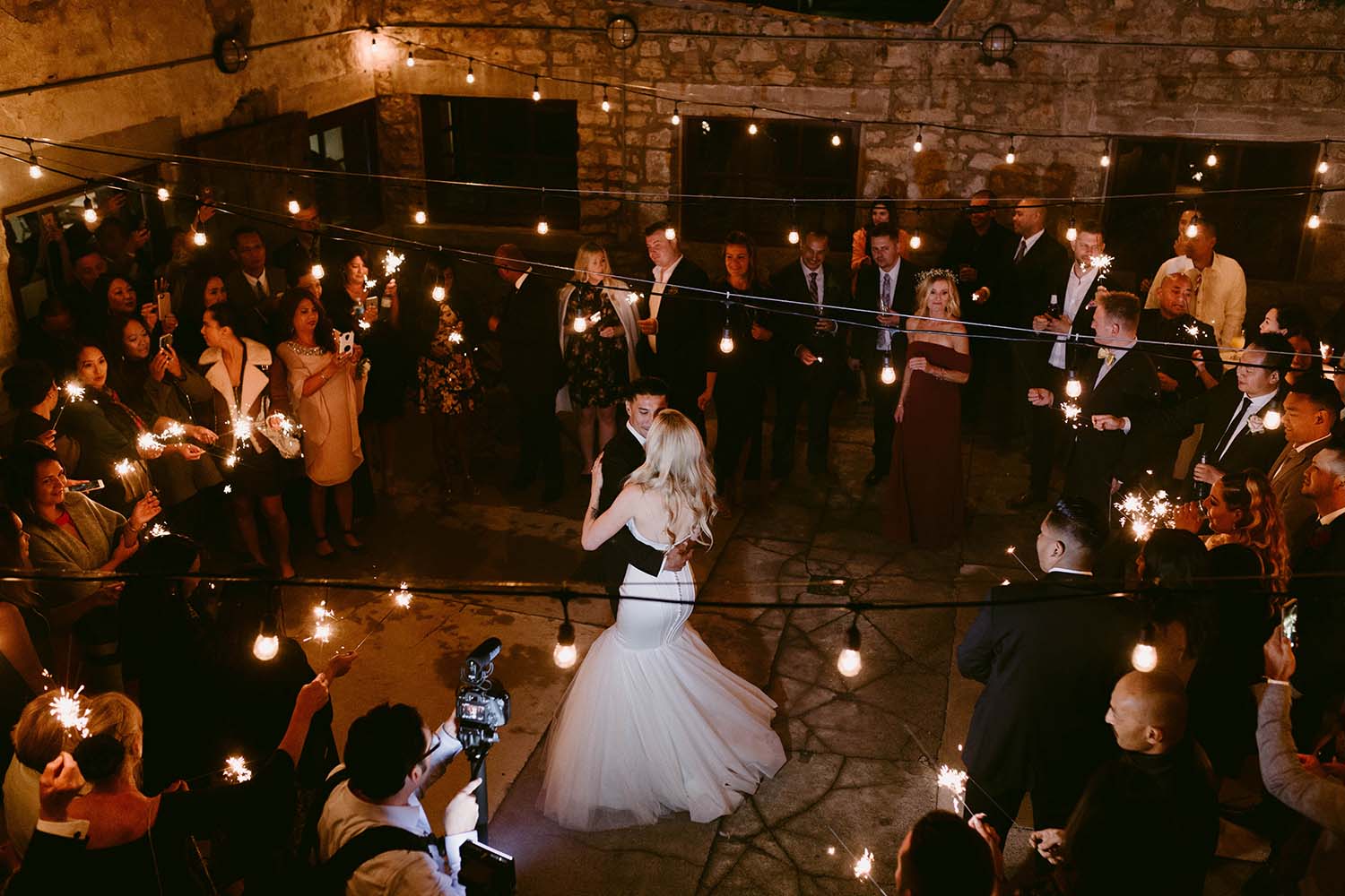 CopperRed_Photography_alton-mill-wedding-first-dance.jpg