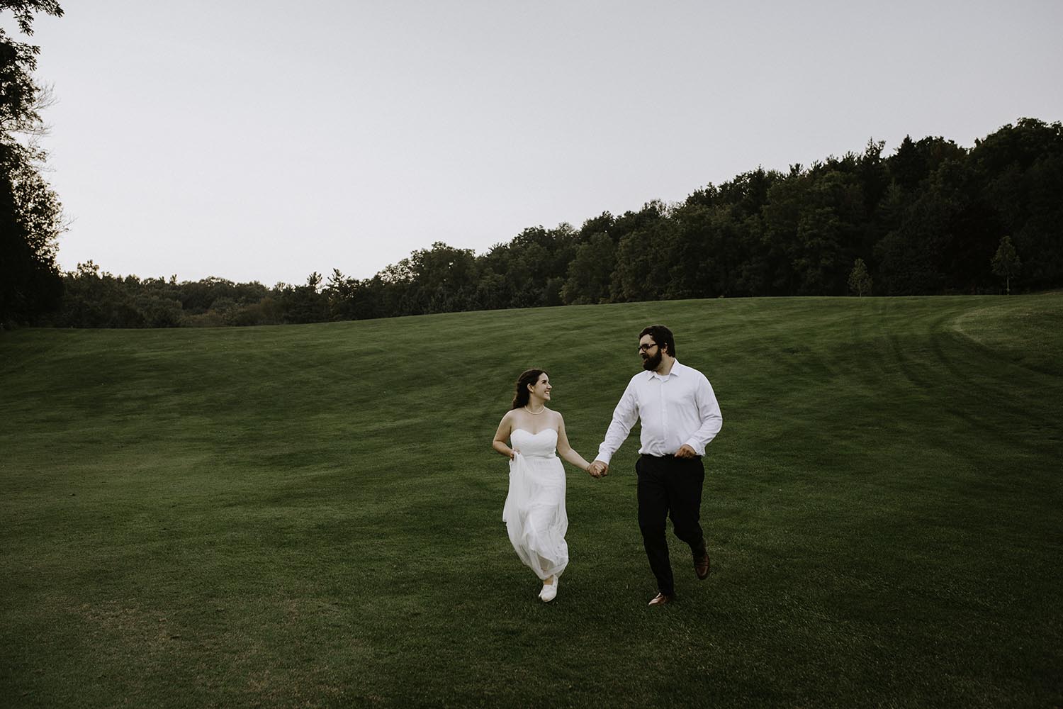 golf-course-wedding-photos-burlington-copperred-photography.jpg