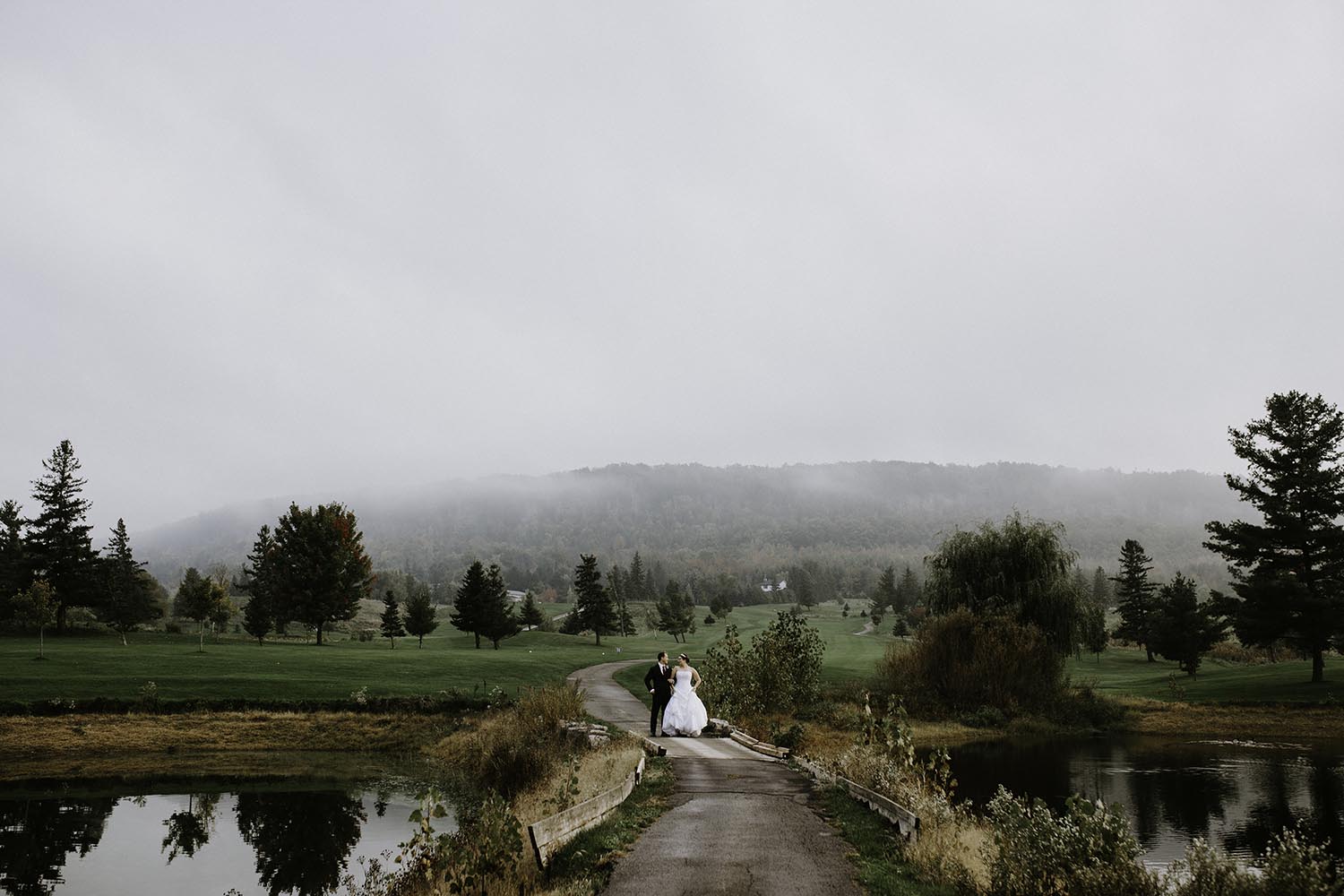 golf-course-wedding-photos-copperred-photography-Indian-wells.jpg