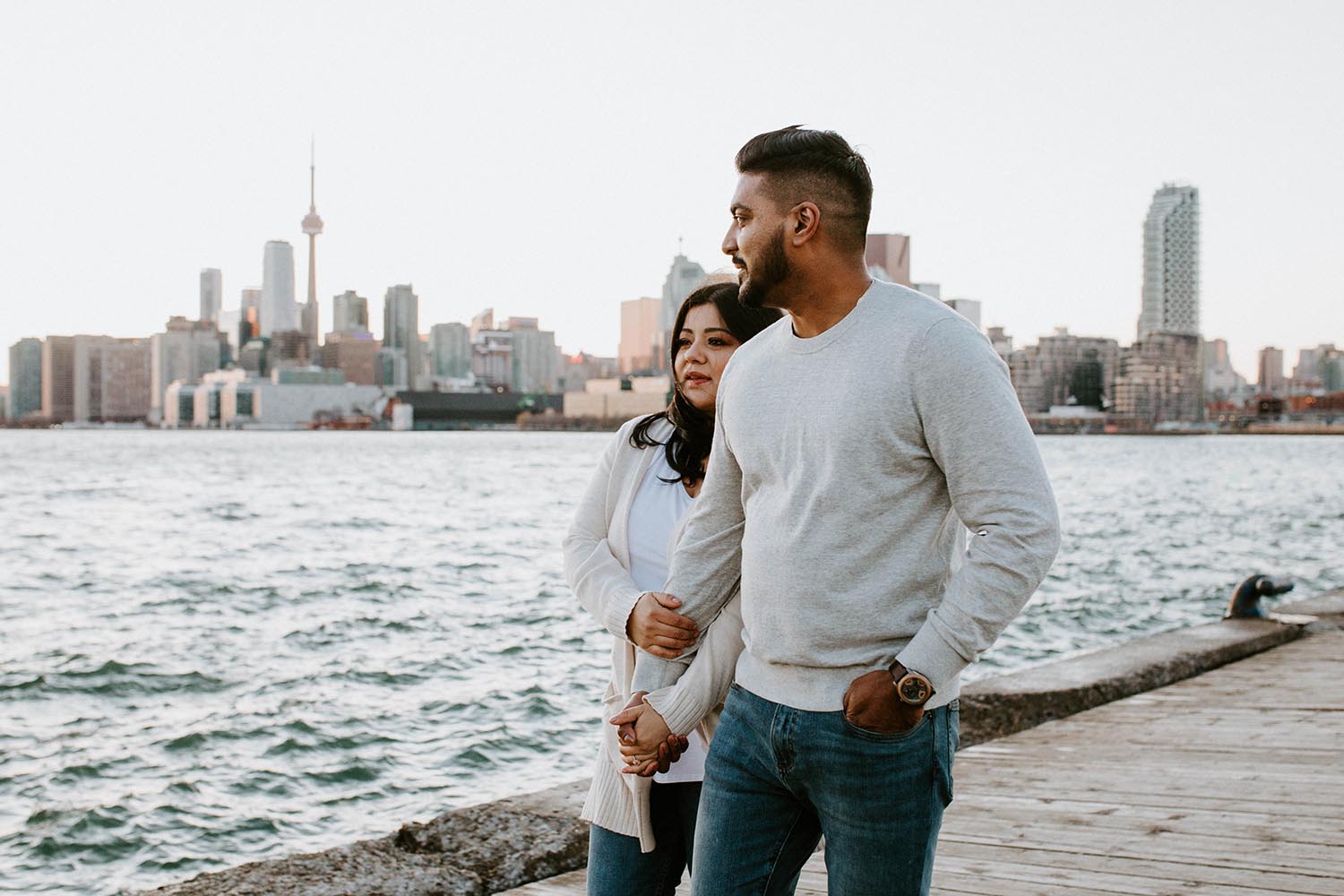 toronto-engagement-photos-copperred-photography-polson-pier.jpg