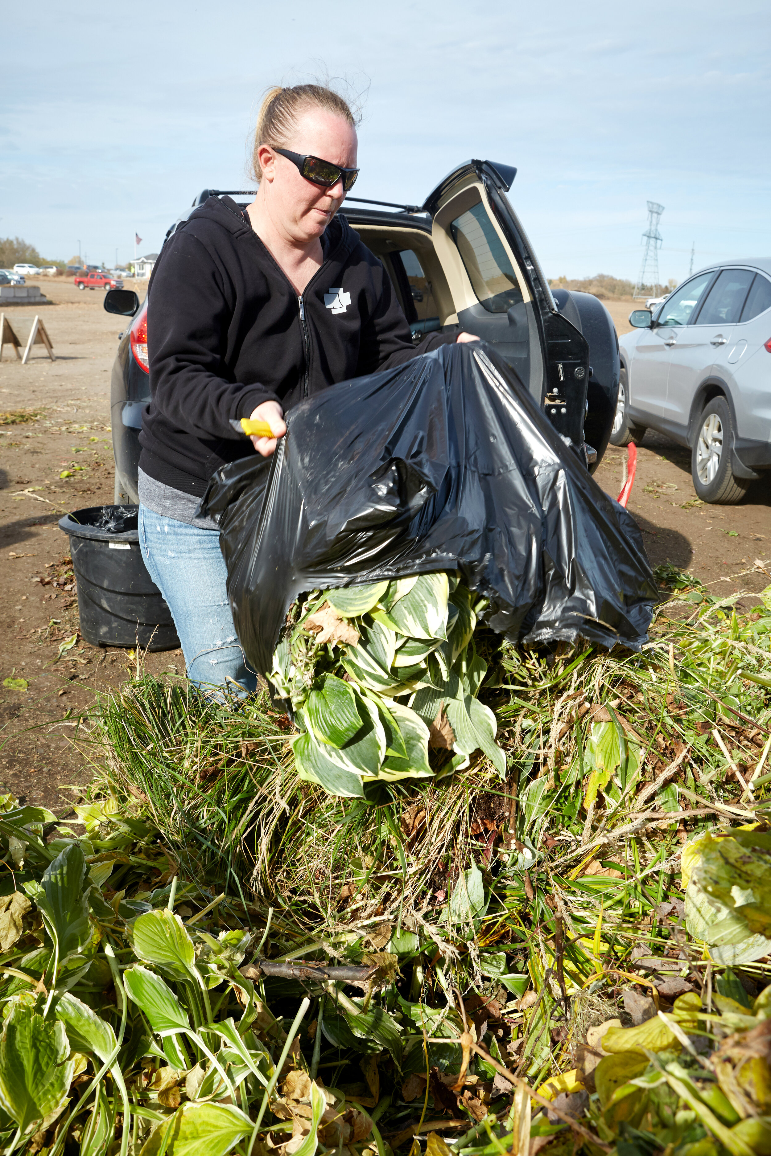 19_10_20_maple_grove_yard_waste_53.jpg