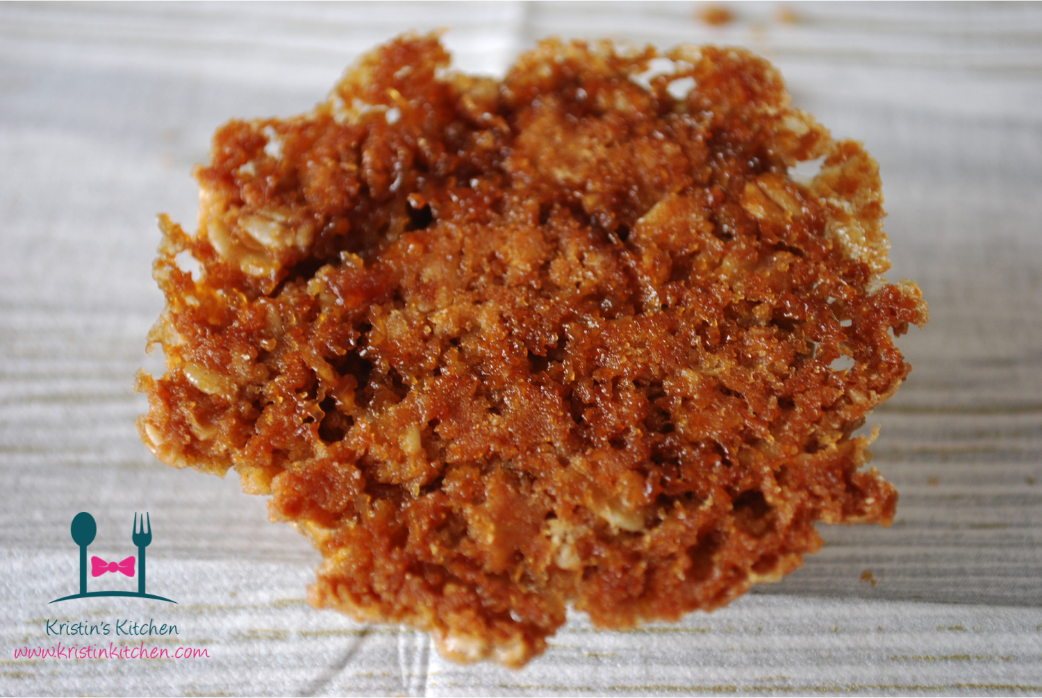 Caramelized bottom of cookie