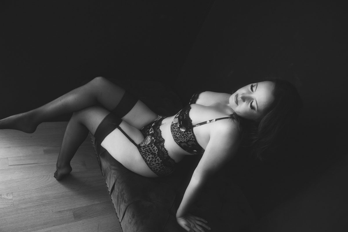 Fawntail_Boudoir_Photography_Denver464lower.jpg