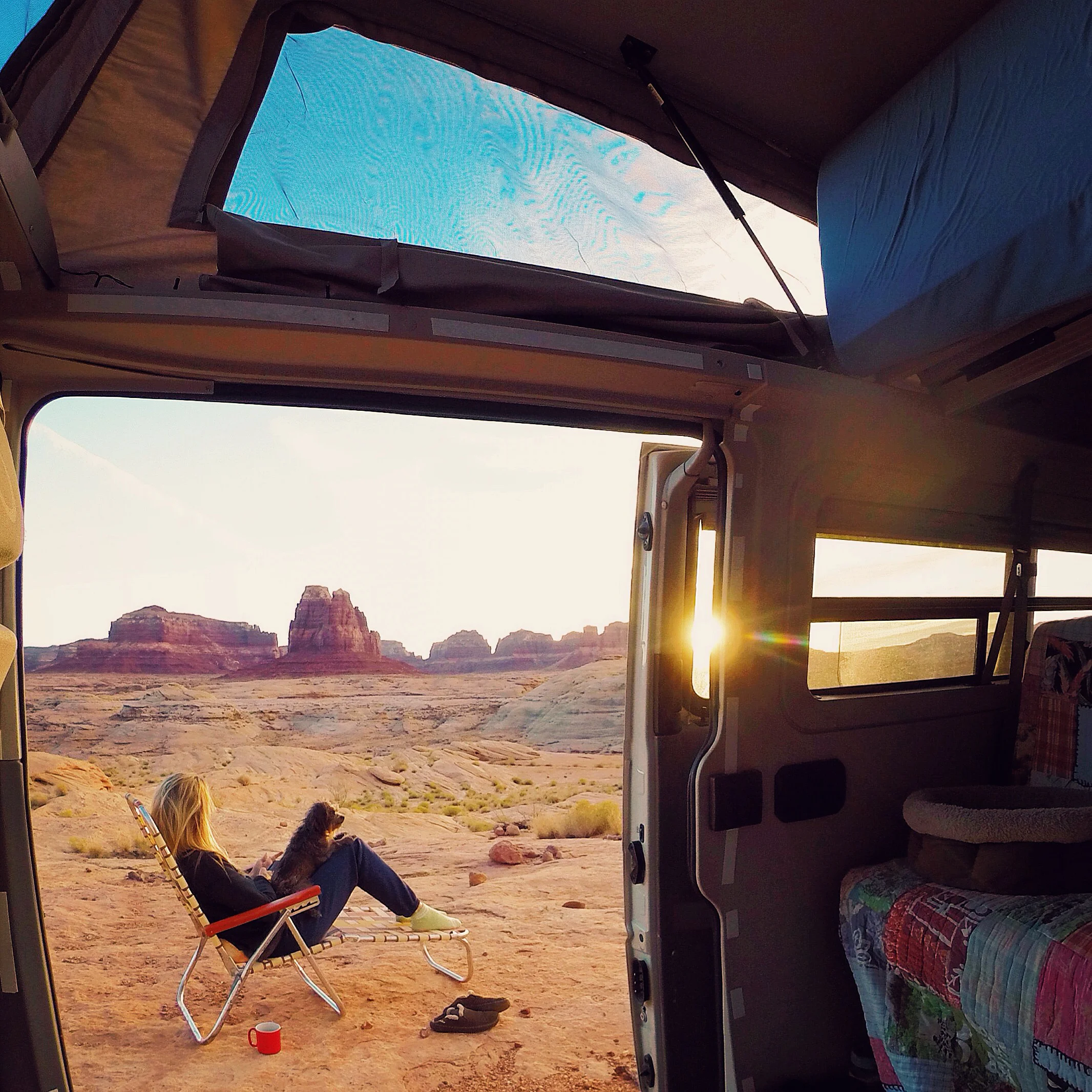 Original_AlisonTurner_travelingbyvan_LakePowell.jpg