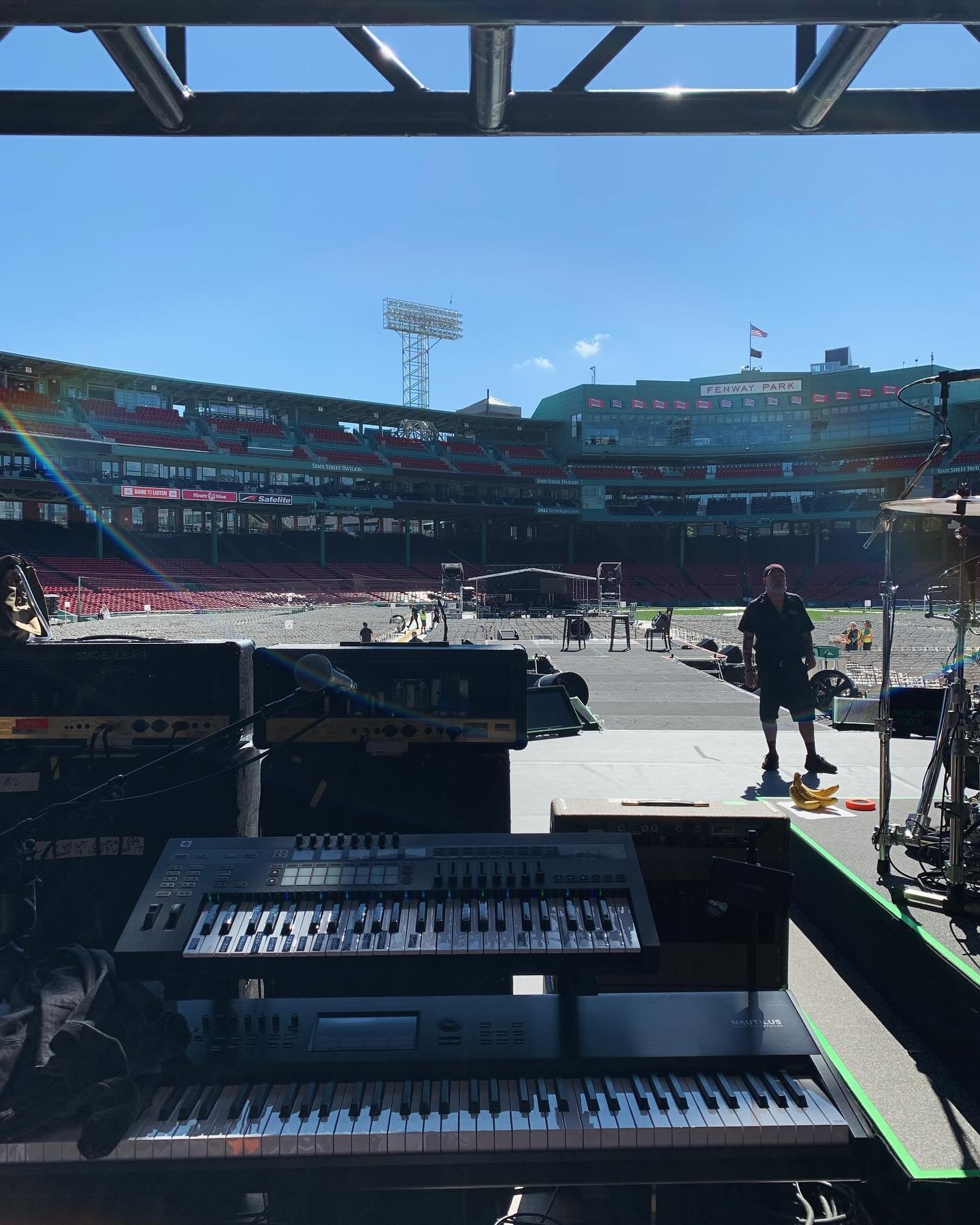 Checking my rig in the afternoon before the @fenwaypark concert in 2022.  One of the most memorable evenings of my life.  @aerosmith broke the attendance record that night.  Also on the bill was another killer Boston band, @extreme_band!!
#boston #ae