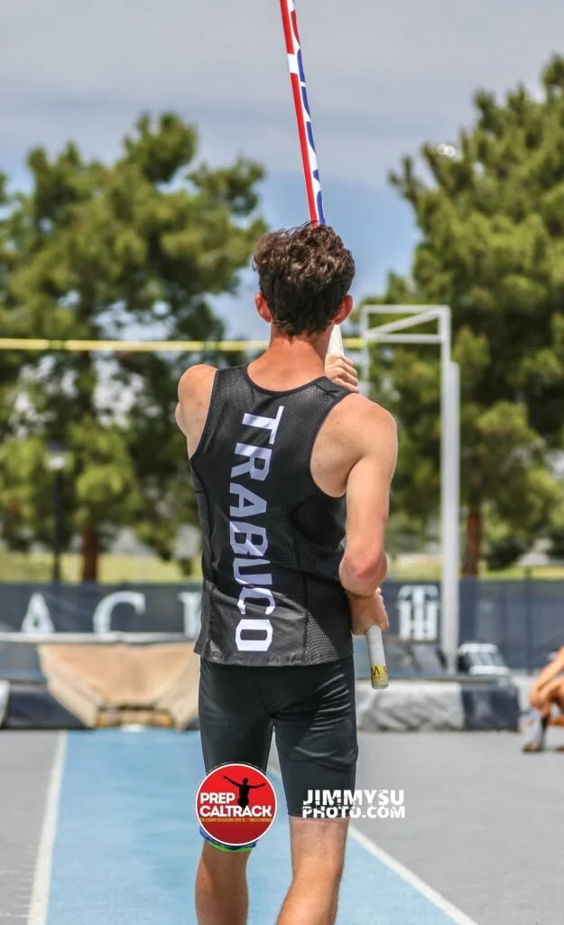 Off Season: Throws and Vault