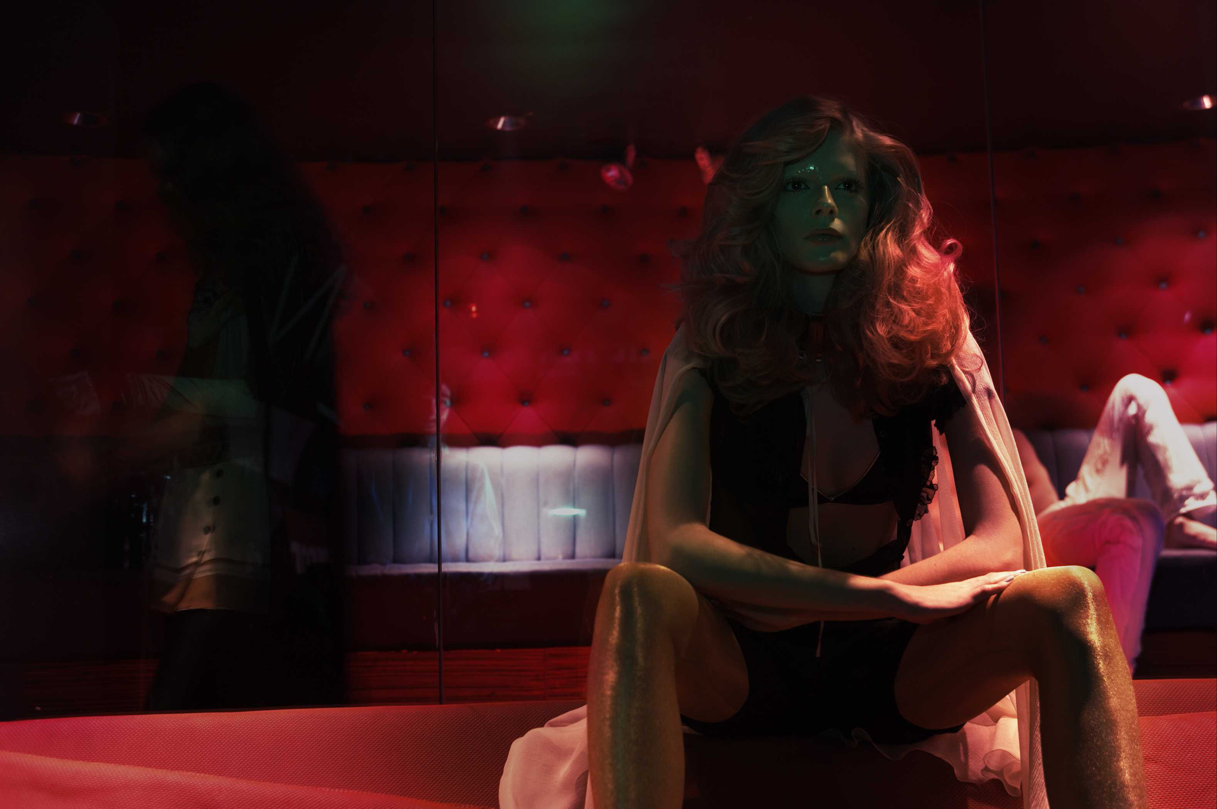 CLUB_002.jpg