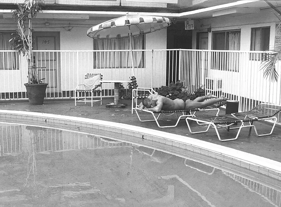 POOLSTORY_020.jpg