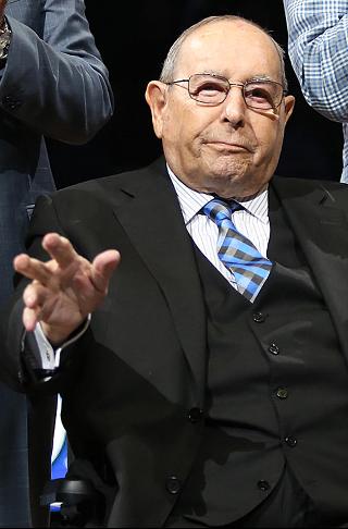  Rich Devos