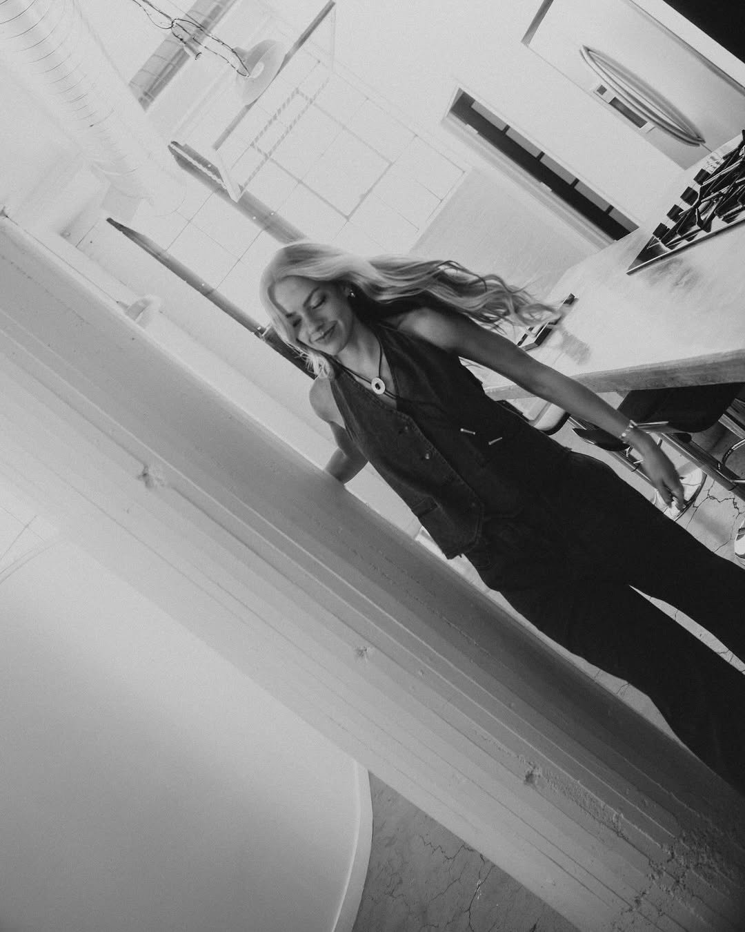 @theflat.slc The flat studio has great availability today and throughout this week. claim your spot!
.
beautiful shots from @maegangrendellphoto 🥂
.
#repost #studioelevn #utahphotostudio