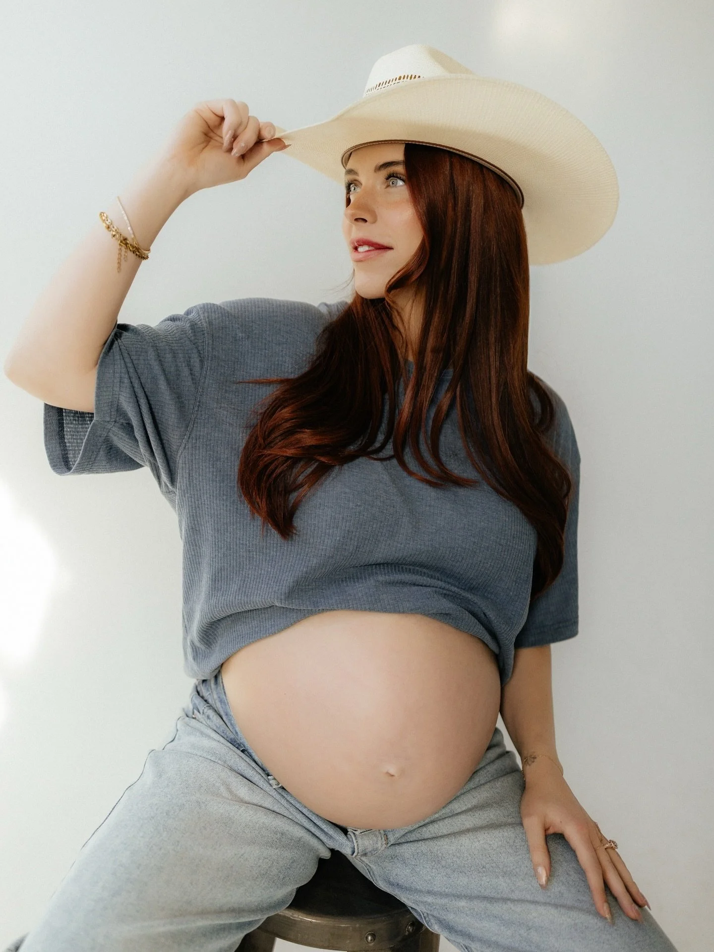 #repost beautifully captured by @oakphoto.g
thank you!!
.
.
,
#studioelevn #photostudio #utahphotostudio