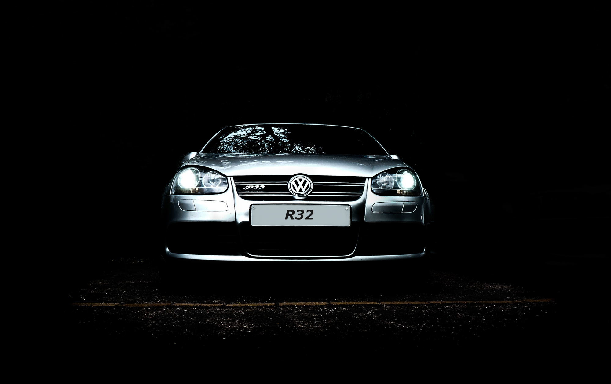 R32-2.jpg
