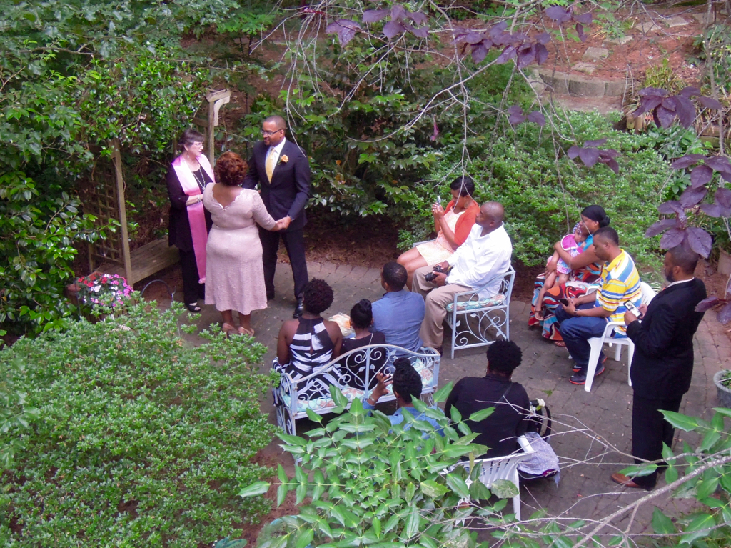  A family wedding in Kayelily's wedding garden.&nbsp; 