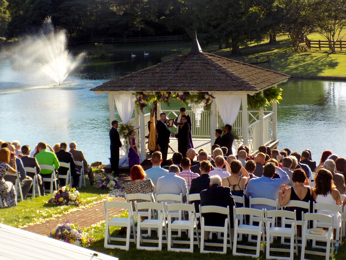 Bilingual ceremony with simultaneous translation.
