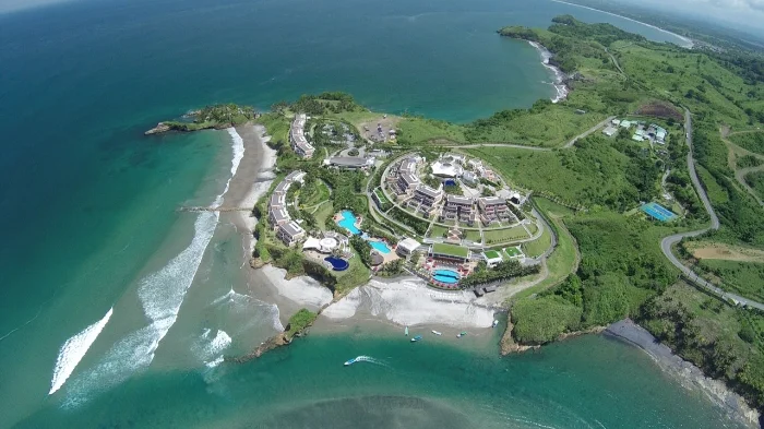 Hotel Decameron - Mompiche, Ecuador 2009 