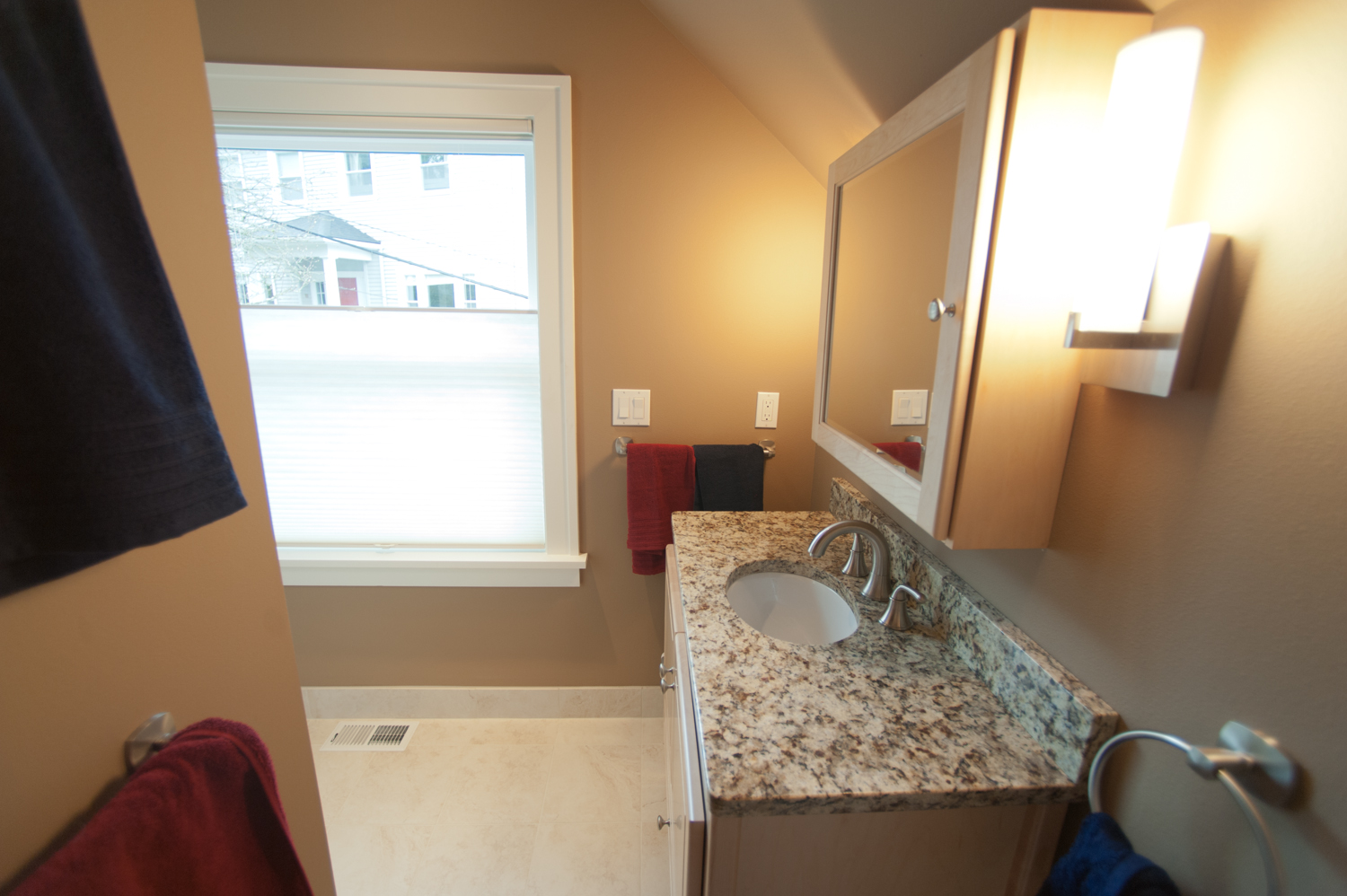 woodinville_bathroom_wood_tile_finishes-1-9.jpg