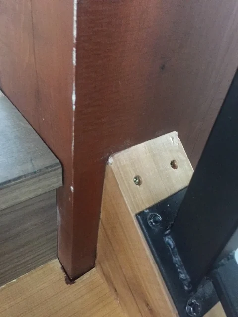 Poor stair craftsmanship